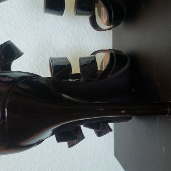 Strappy stilettos - Picture 4 of 4